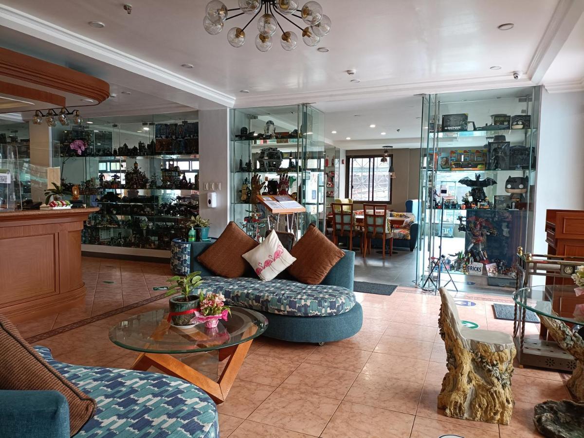 The Golden Pine Hotel Baguio City Bagian luar foto